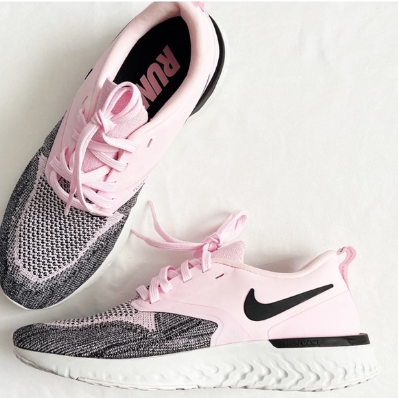 Nike Odyssey react flyknit 2 athletic shoes - Picture 5 of 8